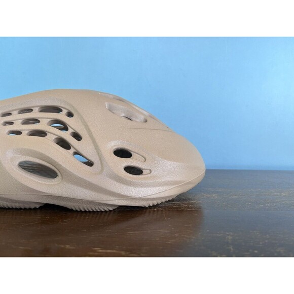 adidas Yeezy Foam Runner "Clay Taupe" Men's Size 14 GV6842 - Picture 5 of 11